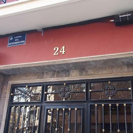 Sivera-Centro Apartment Валенсия Екстериор снимка