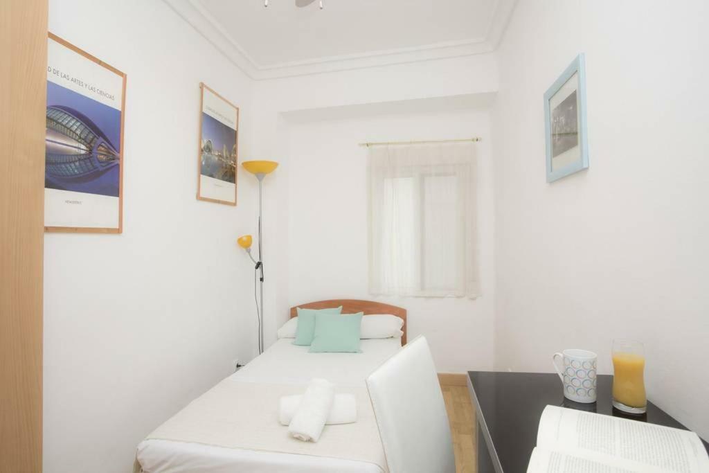 Sivera-Centro Apartment Валенсия Екстериор снимка